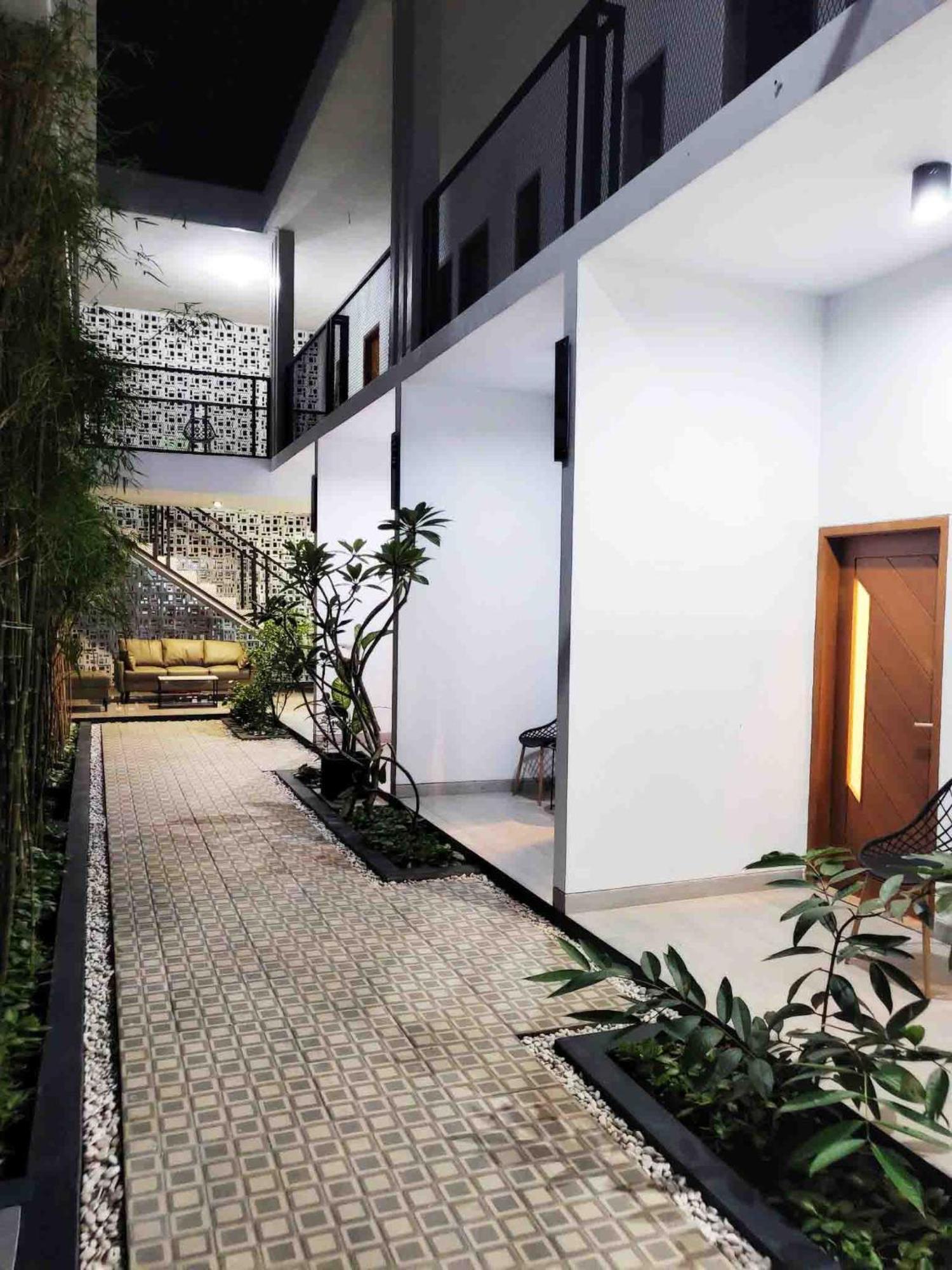 Cabin15 - Syariah Blitar Bagian luar foto